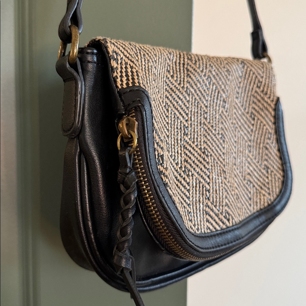 Woven Front Crossbody Bag in Black and Cream